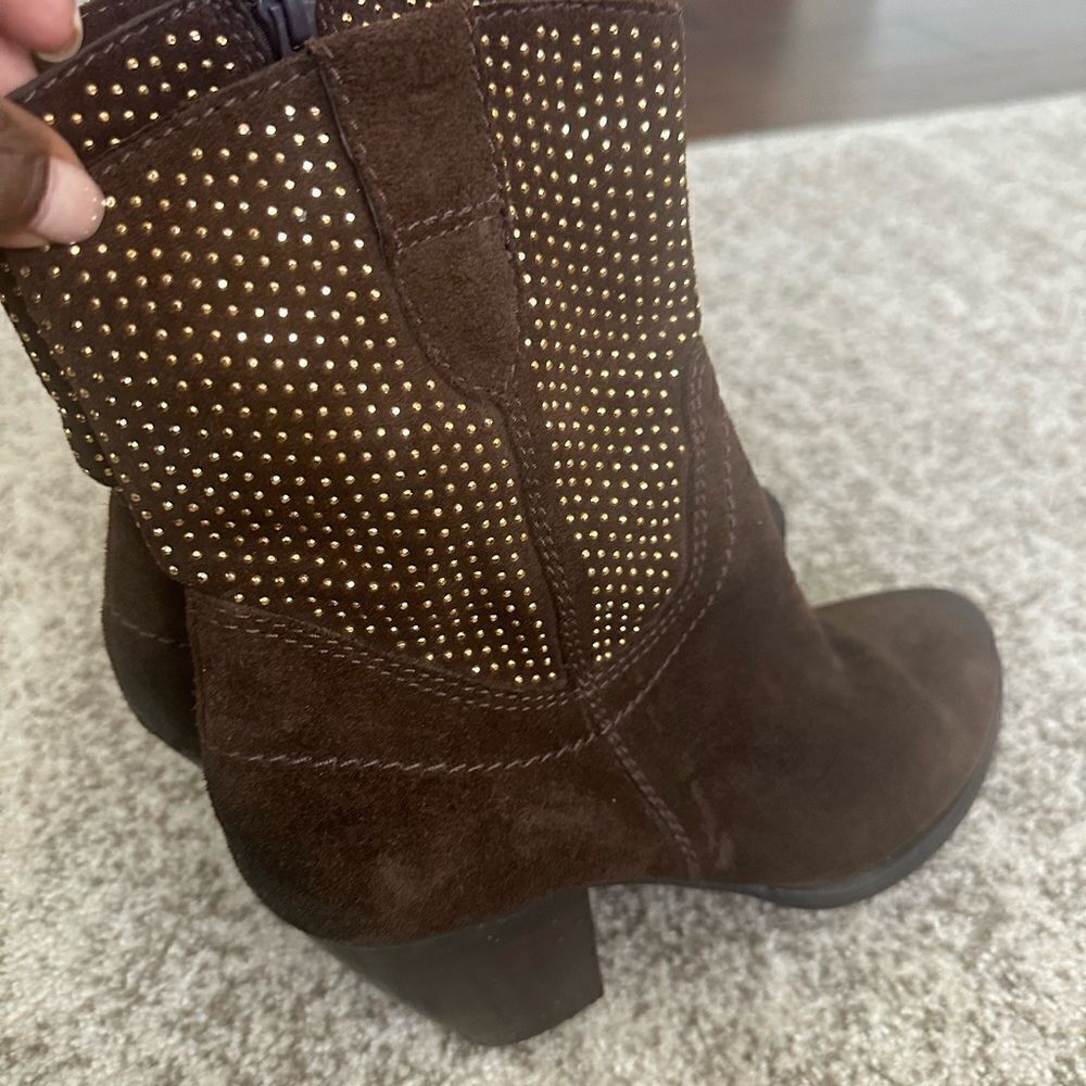 Vaneli Brown Suede Studded Ankle Boots 7